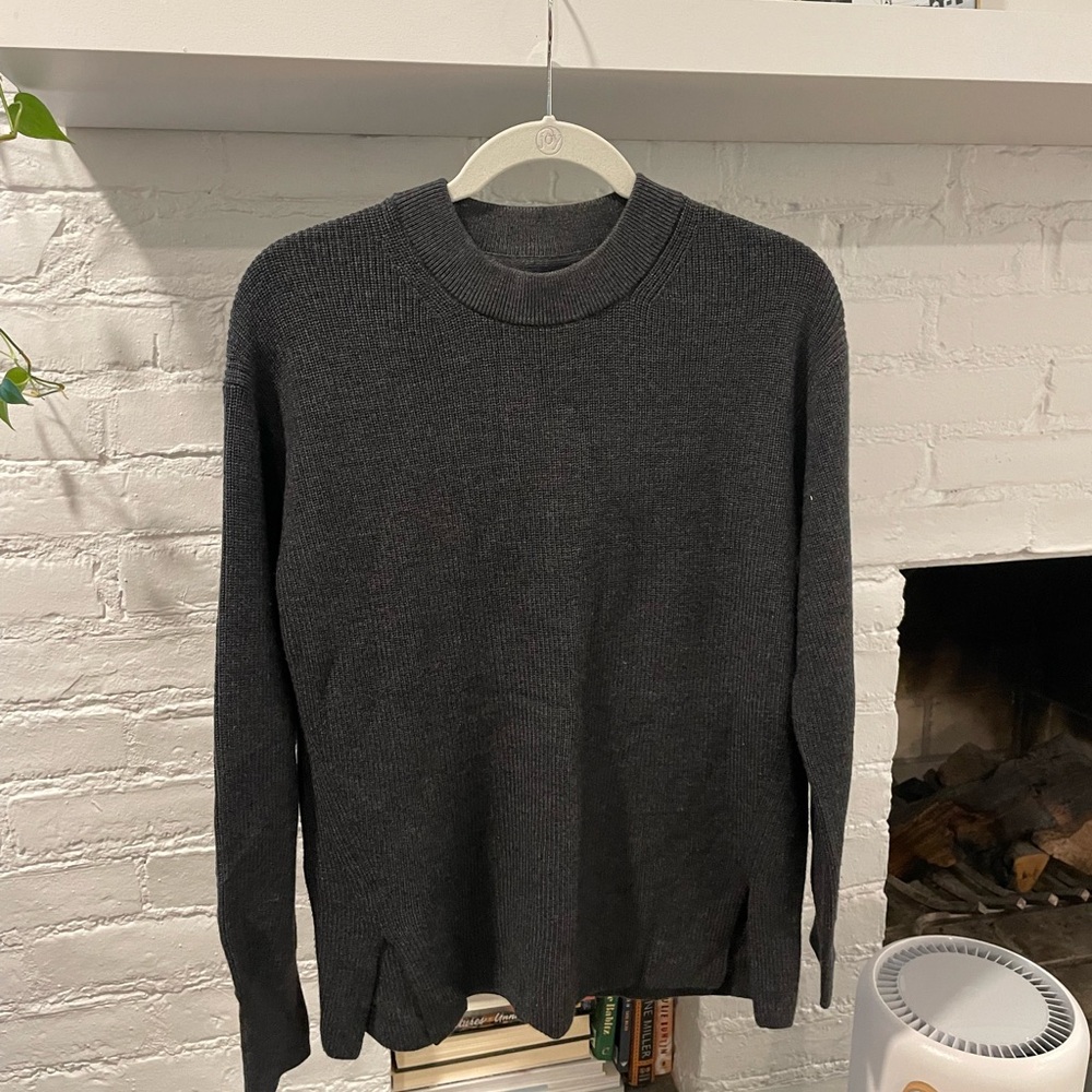 Lululemon charcoal merino sweater